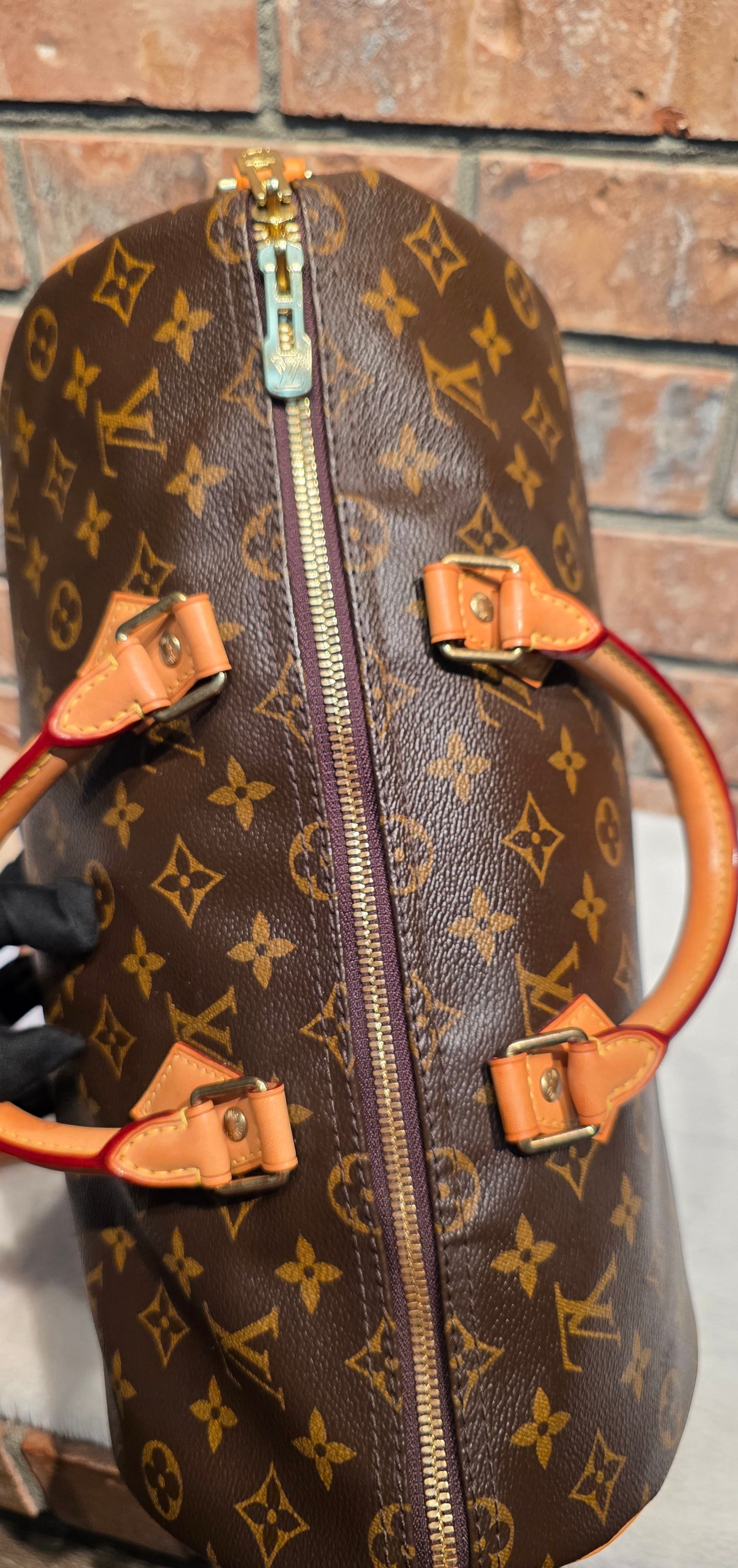 Authentic Louis Vuitton Speedy Bandoliere 35