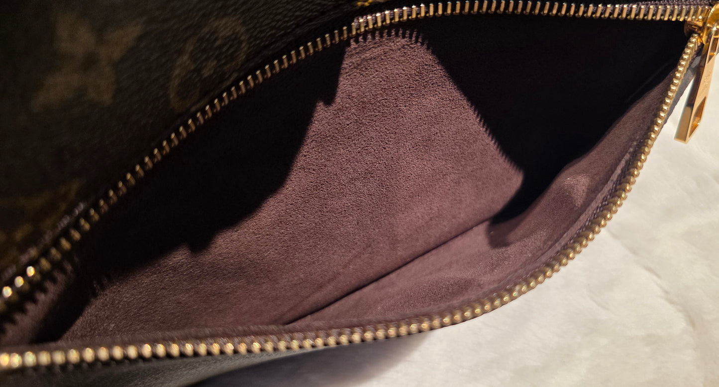 Authentic Louis Vuitton Pochette Metis Monogram
