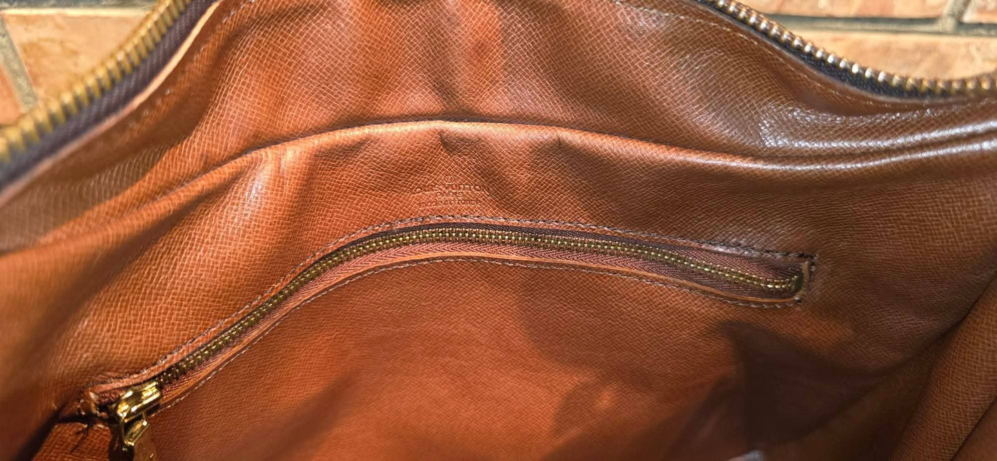 Authentic Louis Vuitton Boulogne 30