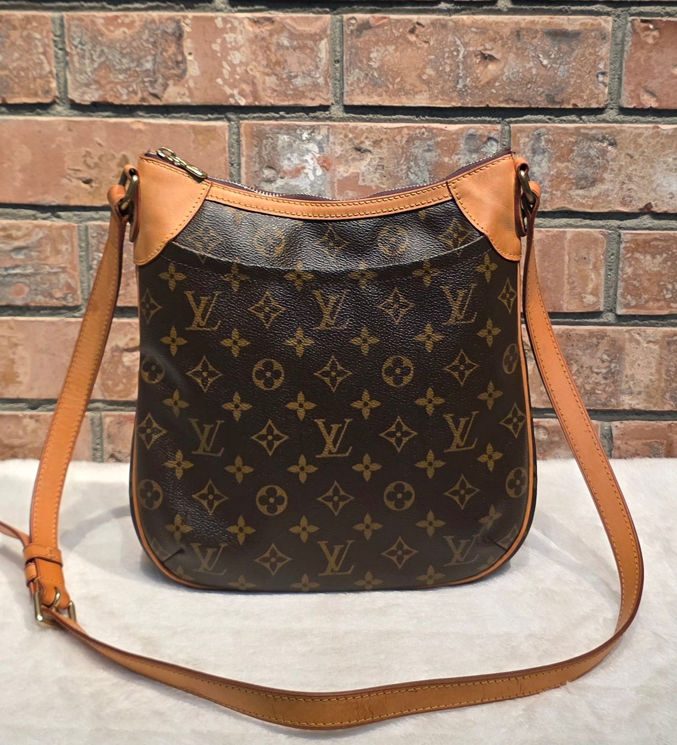 Authentic Louis Vuitton Odeon PM