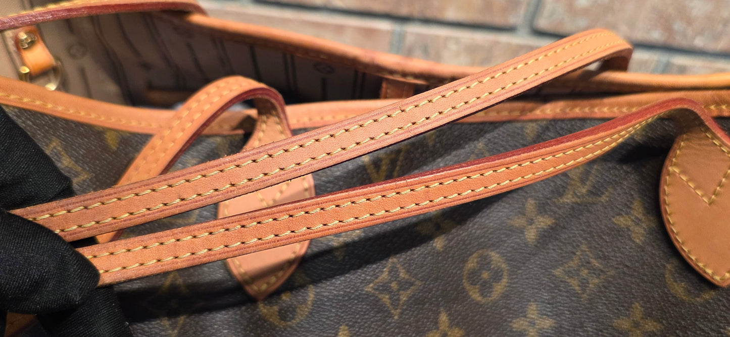 Authentic Louis Vuitton Neverfull MM Monogram