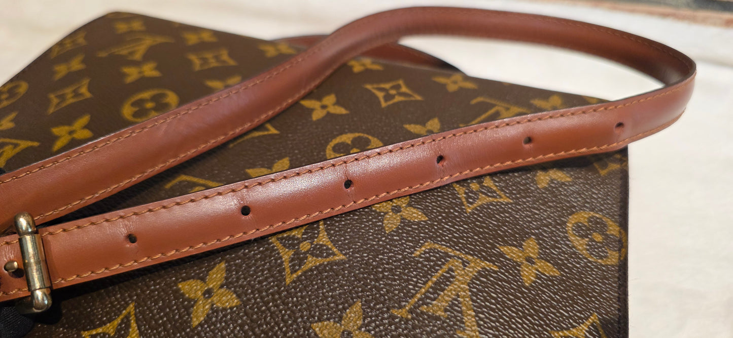 Authentic Louis Vuitton Monceau 26