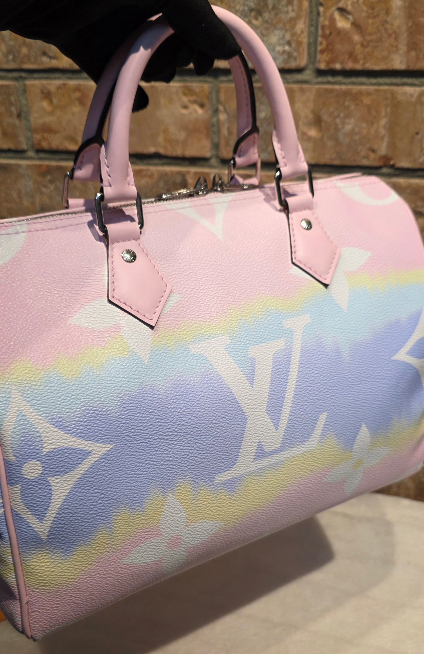 Authentic Louis Vuitton Limited Edition Speedy 30 Bandouliere Escale Pastel