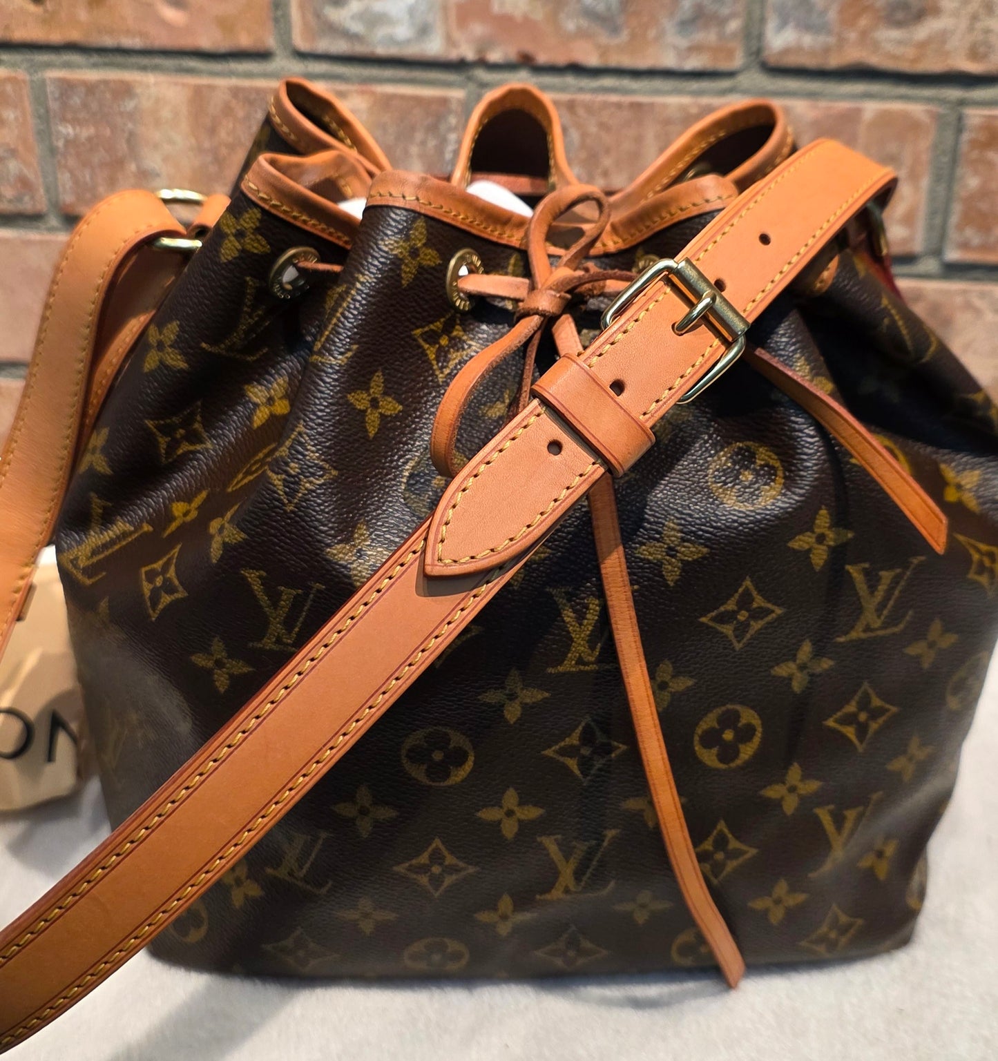 Authentic Louis Vuitton Petite Noe Monogram