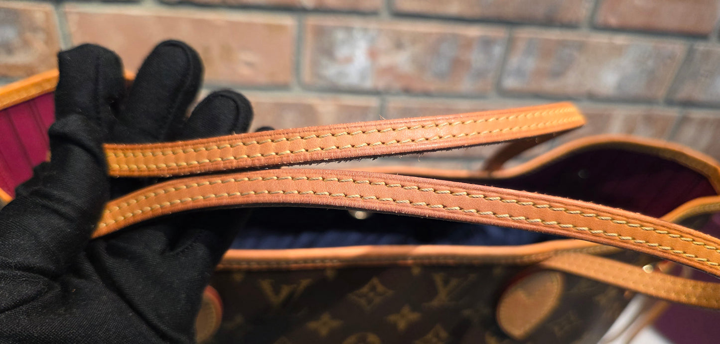 Authentic Neverfull MM Monogram Fuchsia Interior (BAG ONLY)