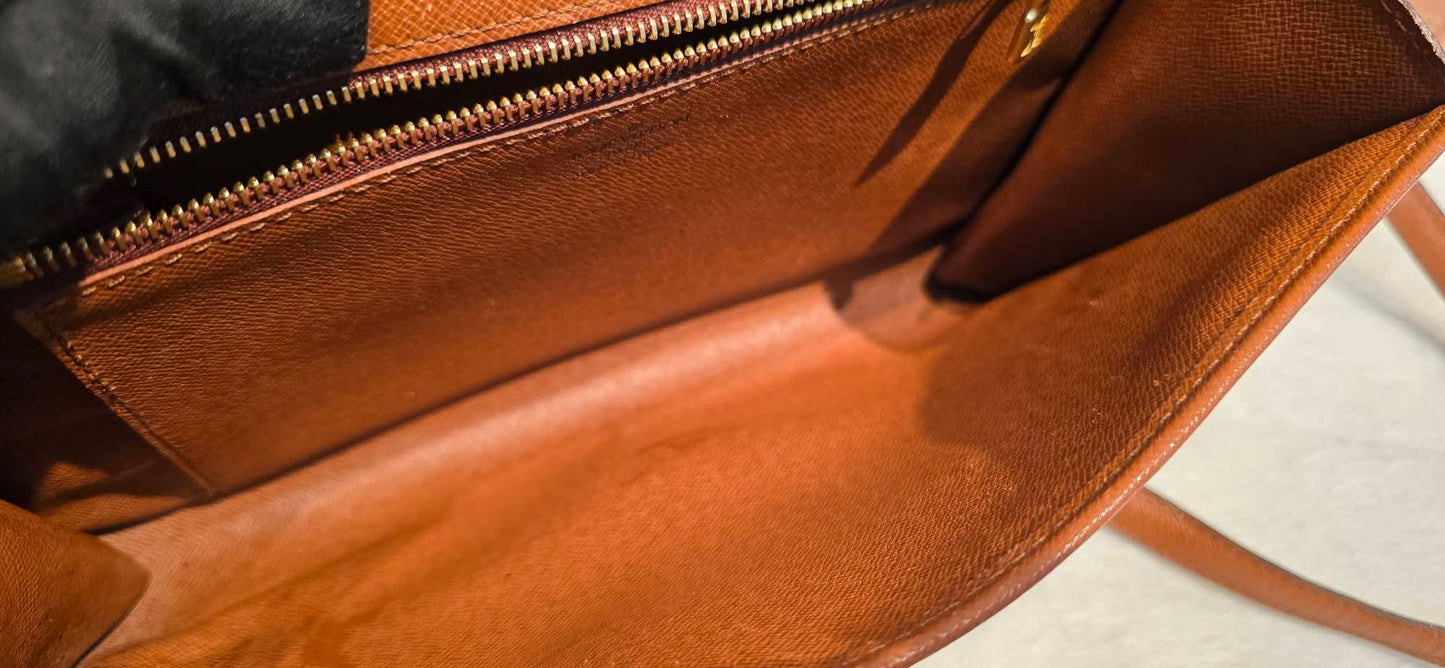 Authentic Louis Vuitton Pochette Bordeaux