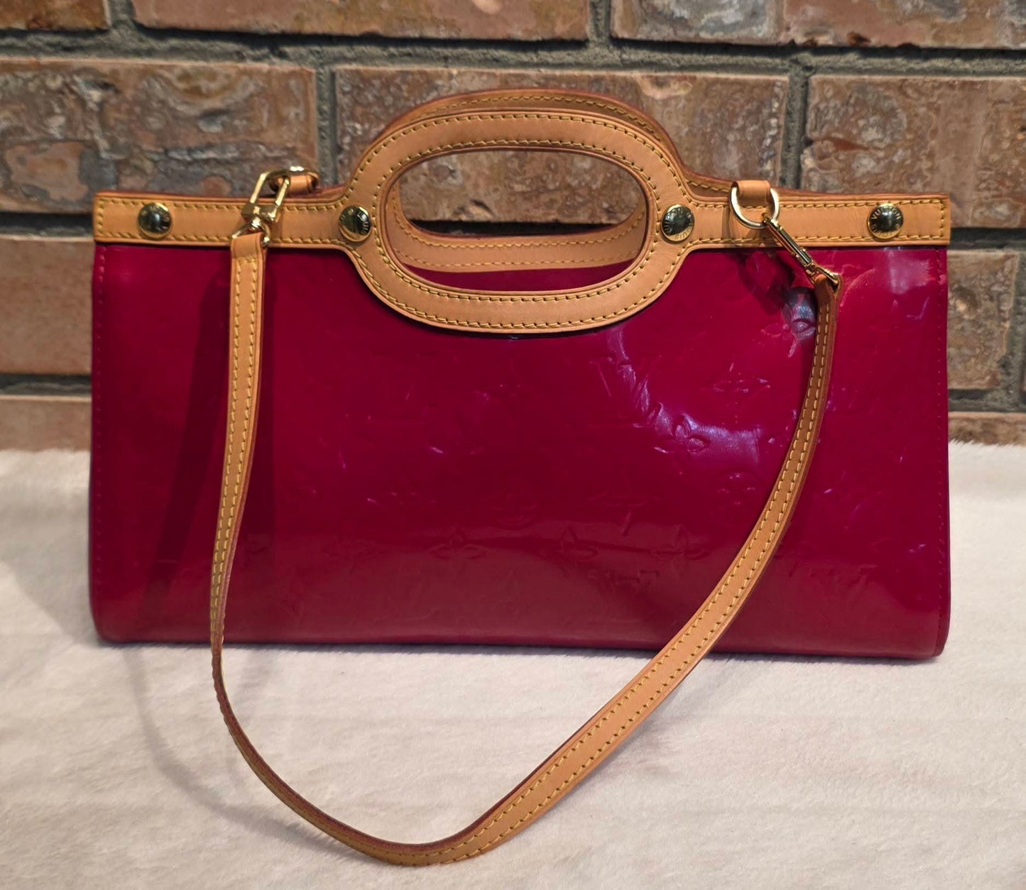 Authentic Louis Vuitton Roxbury Drive