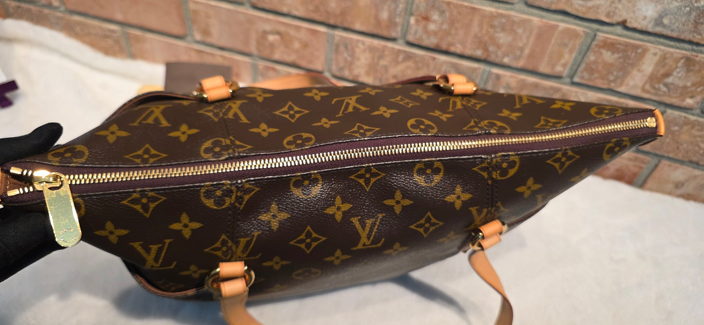Authentic Louis Vuitton Totally MM Monogram