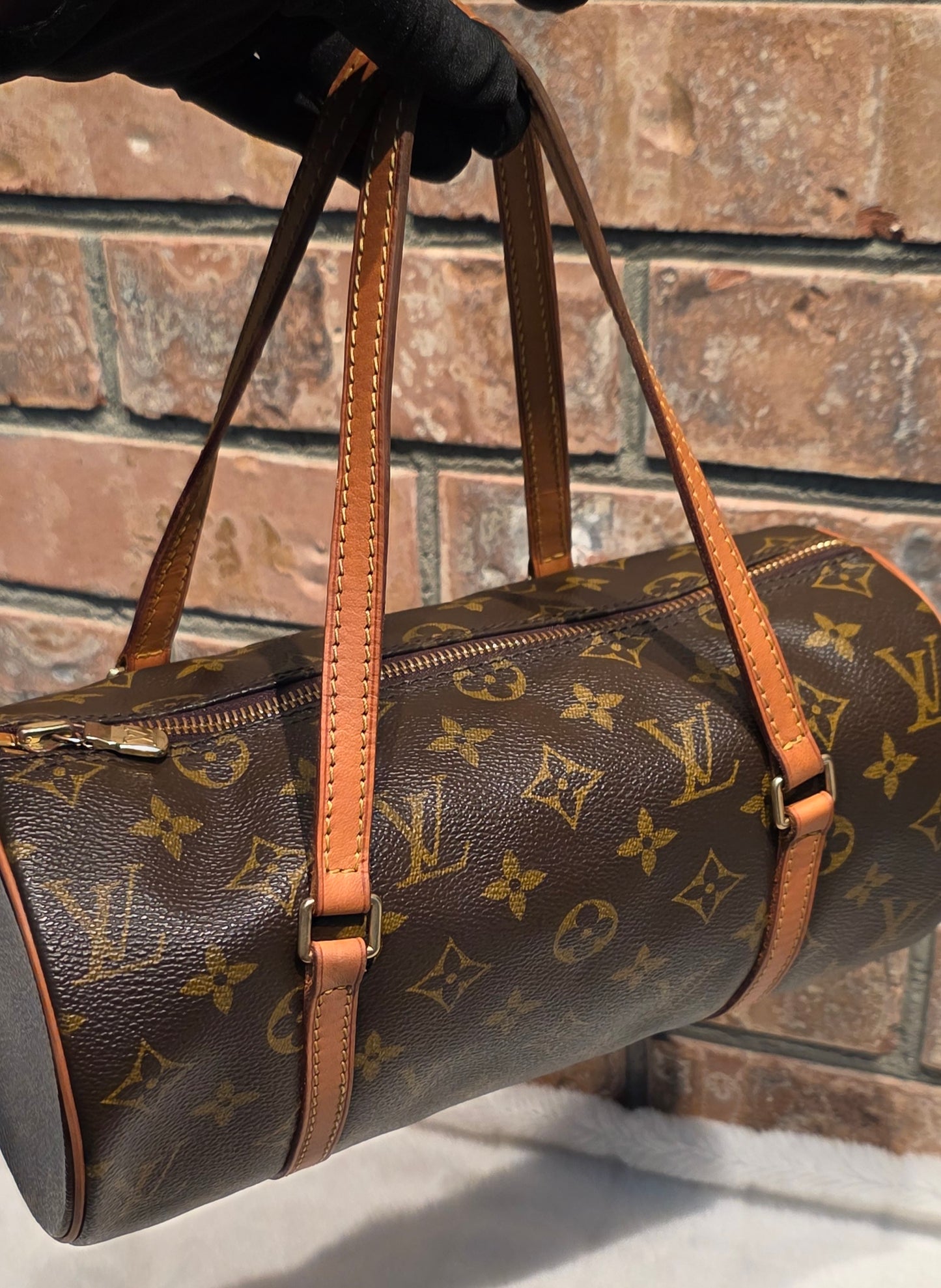 Authentic Louis Vuitton Papillon 27