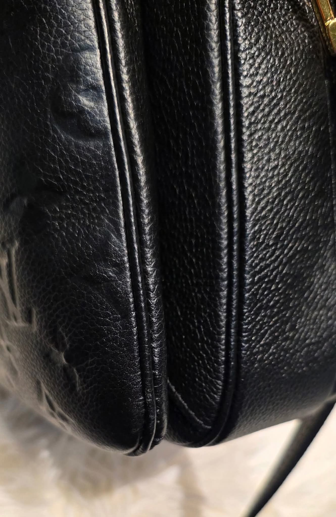 Authentic Pochette Metis Empreinte Noir