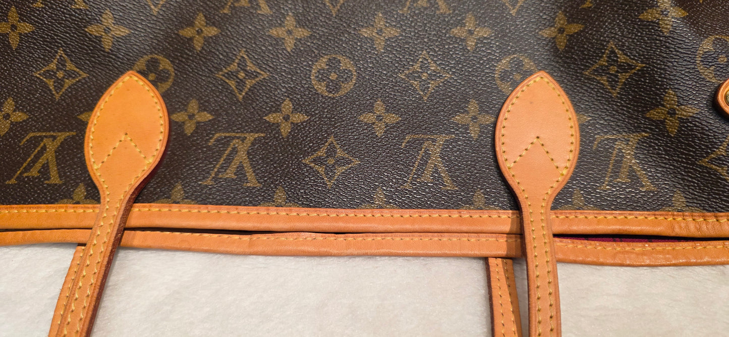 Authentic Neverfull MM Monogram Fuchsia Interior (BAG ONLY)