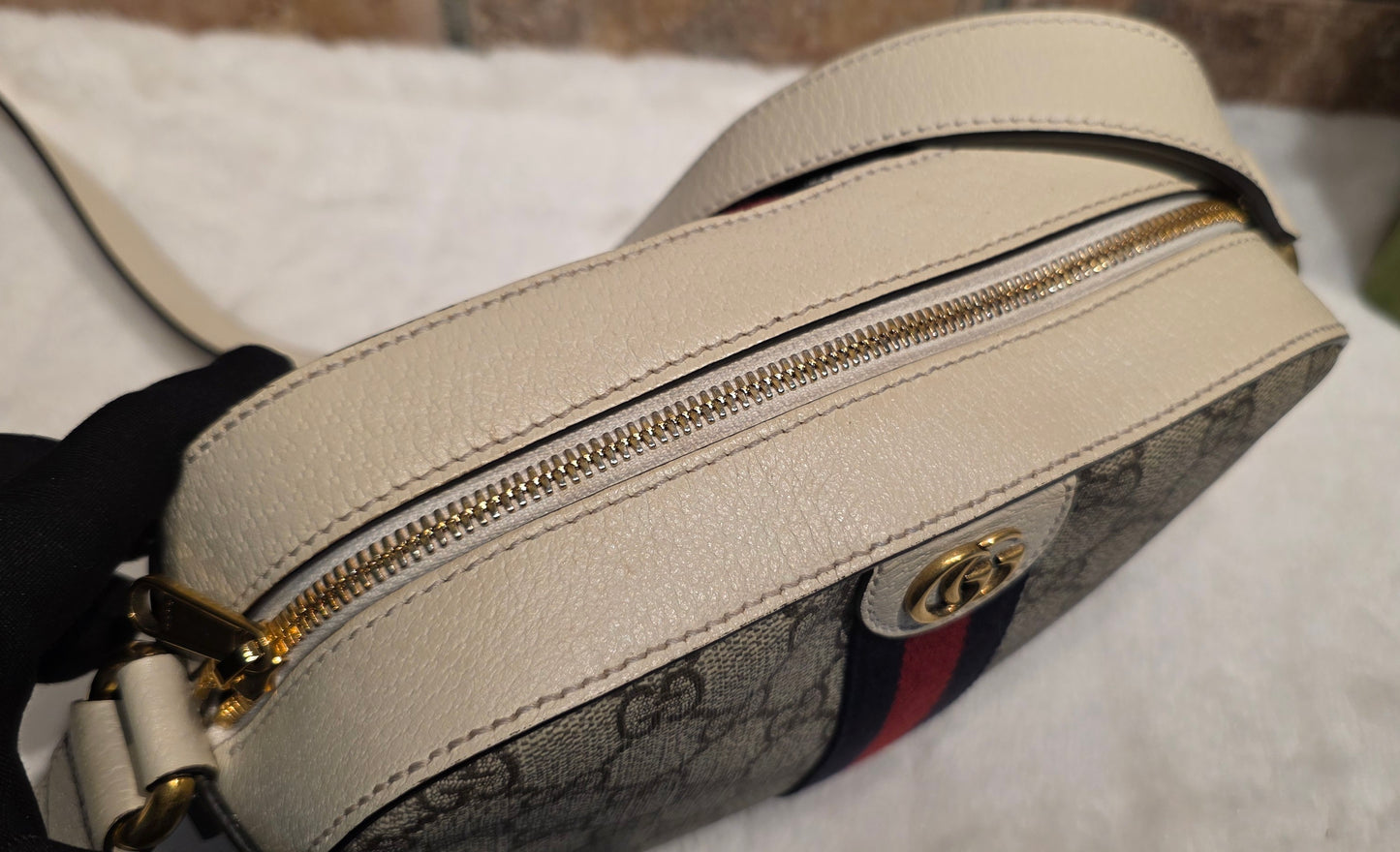 Authentic Gucci GG Supreme Ophidia Small Camera Bag