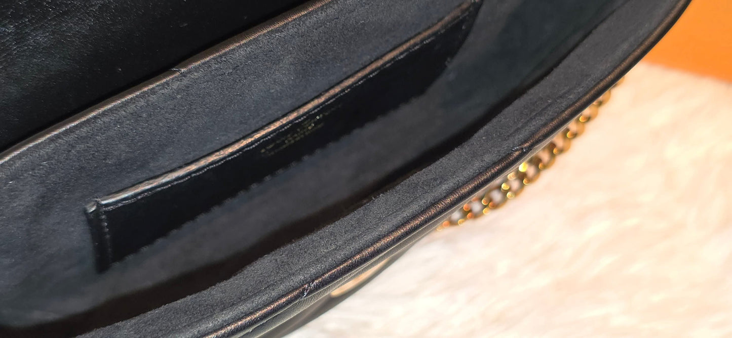Authentic Louis Vuitton New Wave Multipochette Noir
