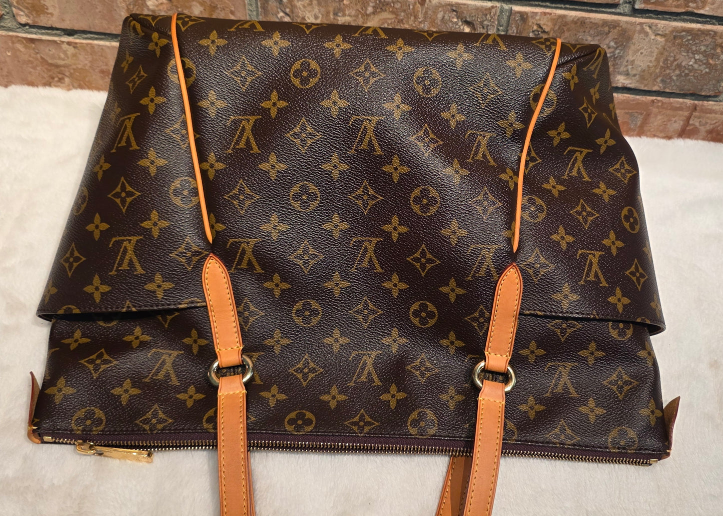 Authentic Louis Vuitton Totally MM Monogram