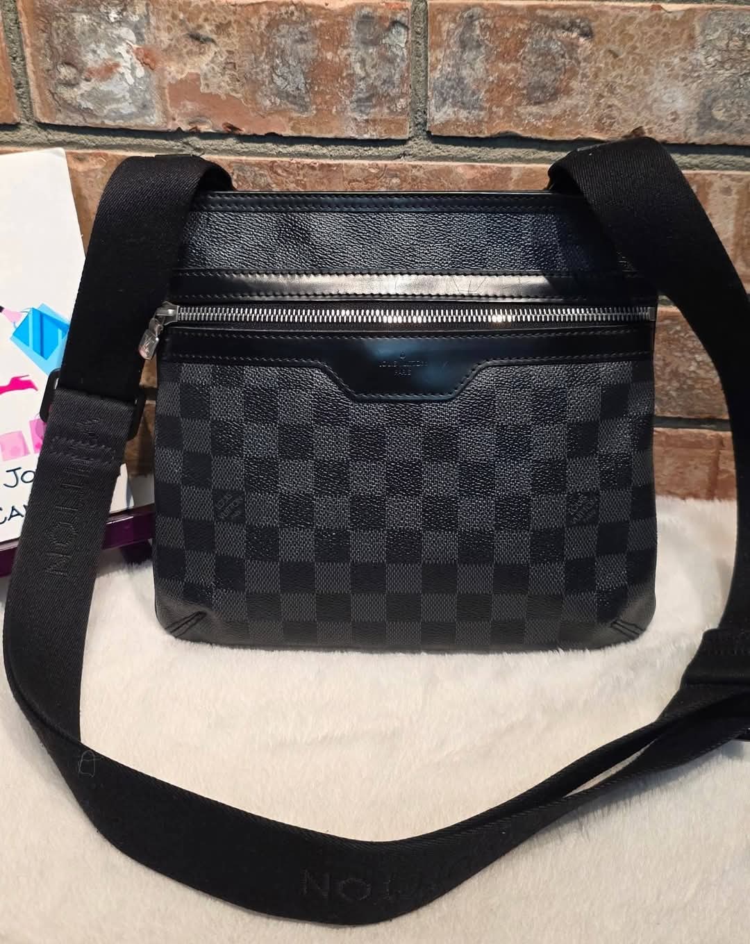 Authentic Louis Vuitton Thomas Crossbody Damier Graphite