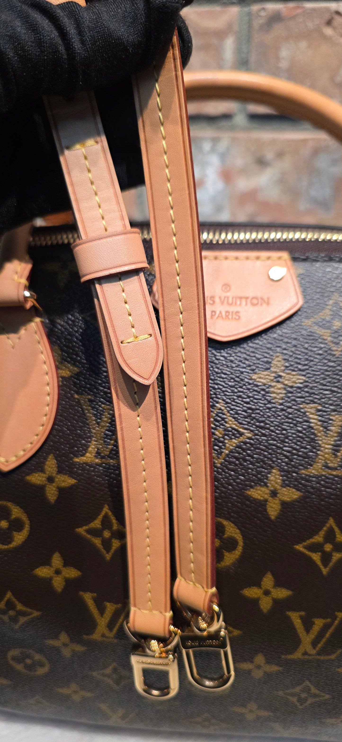 Authentic Louis Vuitton Turenne GM