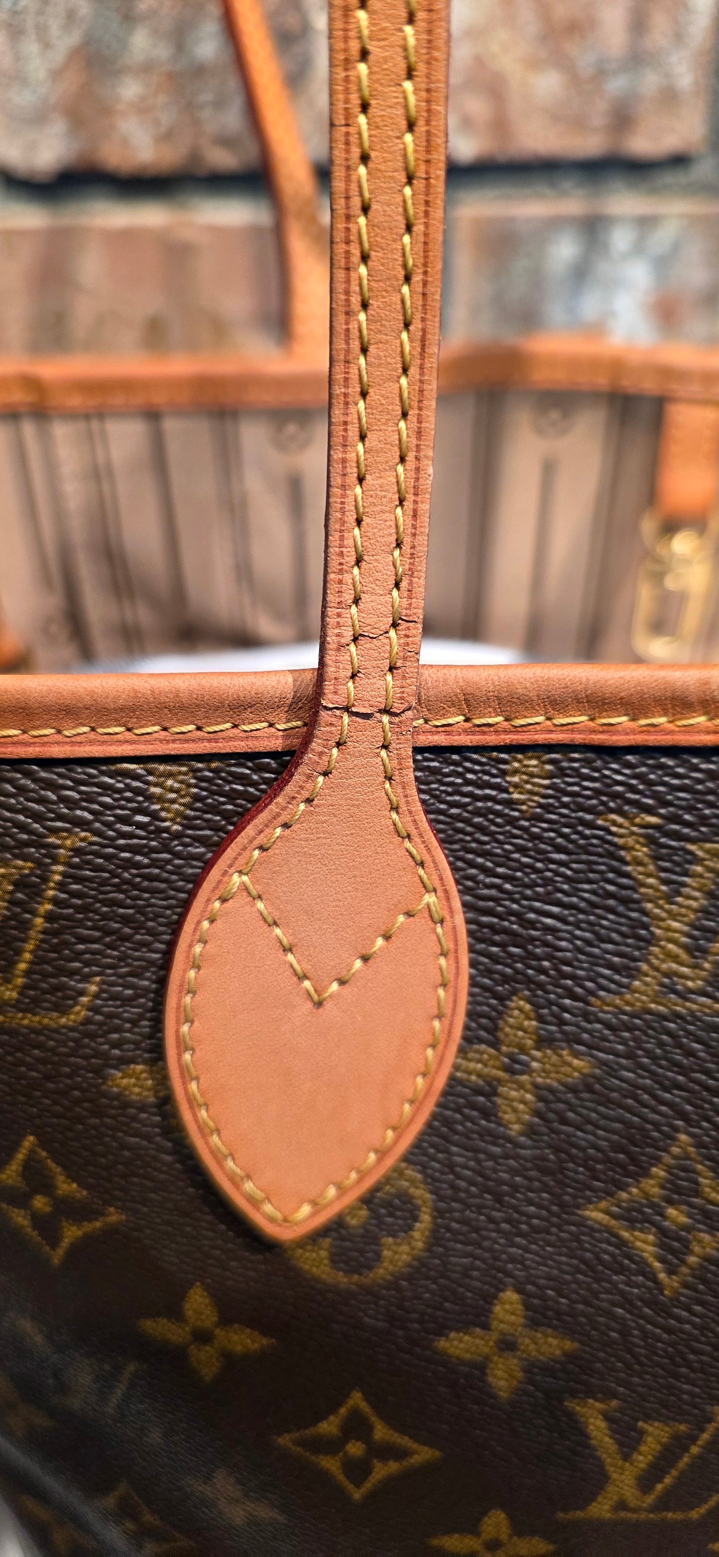 Authentic Louis Vuitton Neverfull MM Monogram