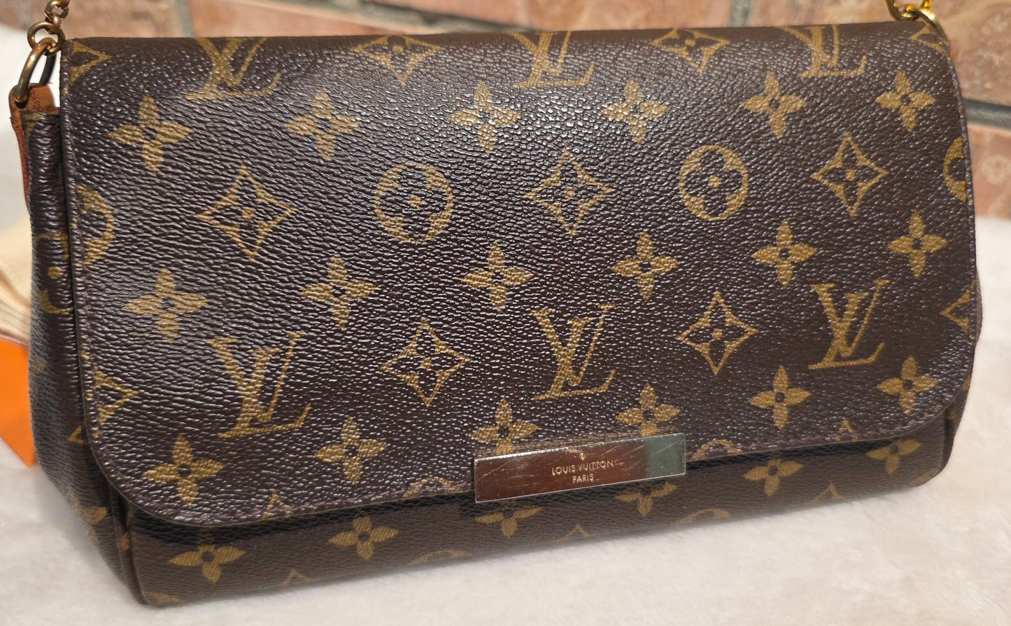 Authentic Louis Vuitton Favorite MM Monogram (SA4116)