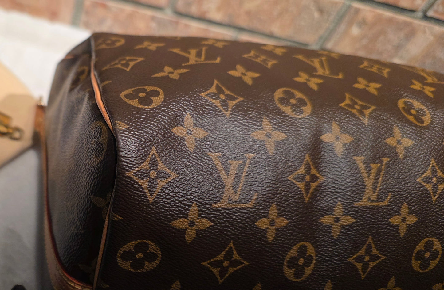 Authentic Louis Vuitton Speedy 35 Bandoliere
