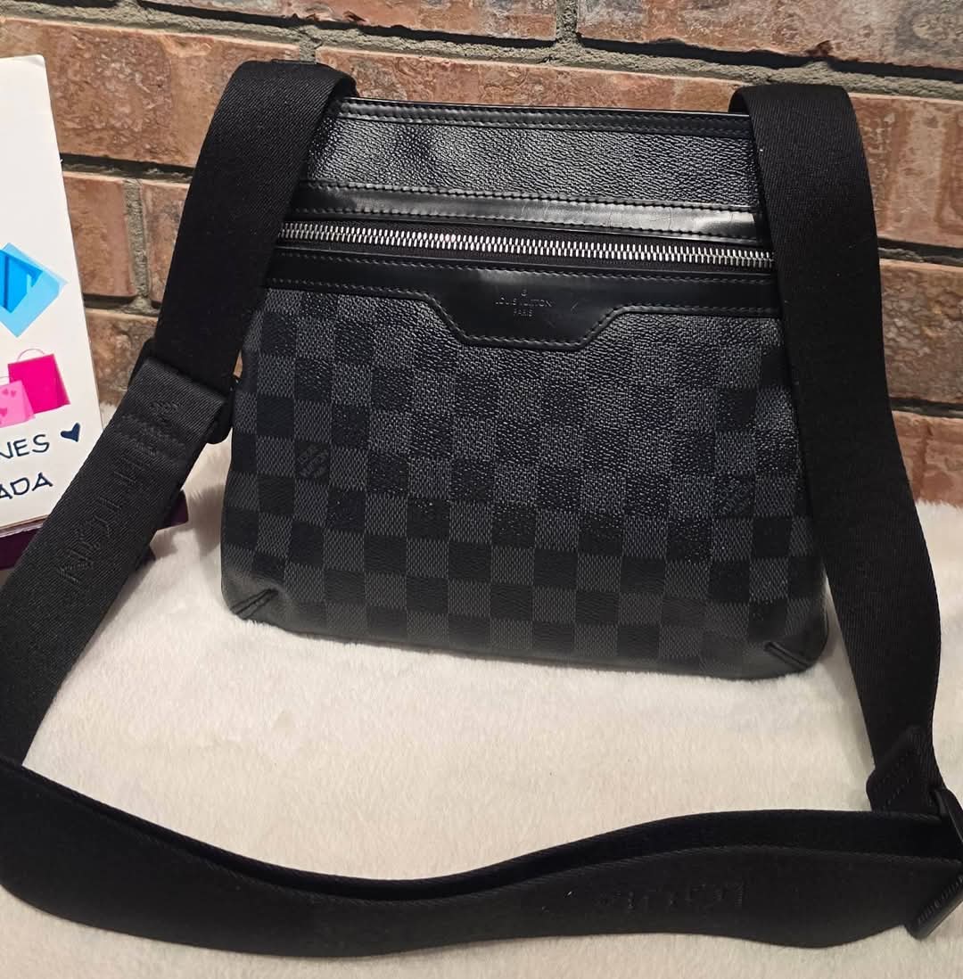 Authentic Louis Vuitton Thomas Crossbody Damier Graphite