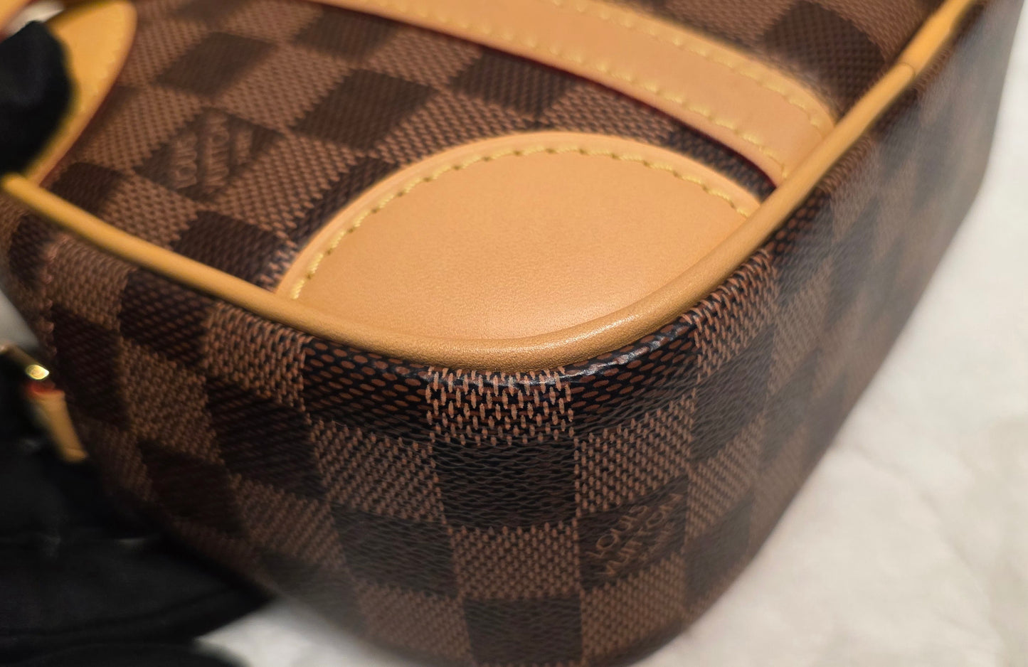 Authentic Louis Vuitton Valisette Souple BB Damier Ebene
