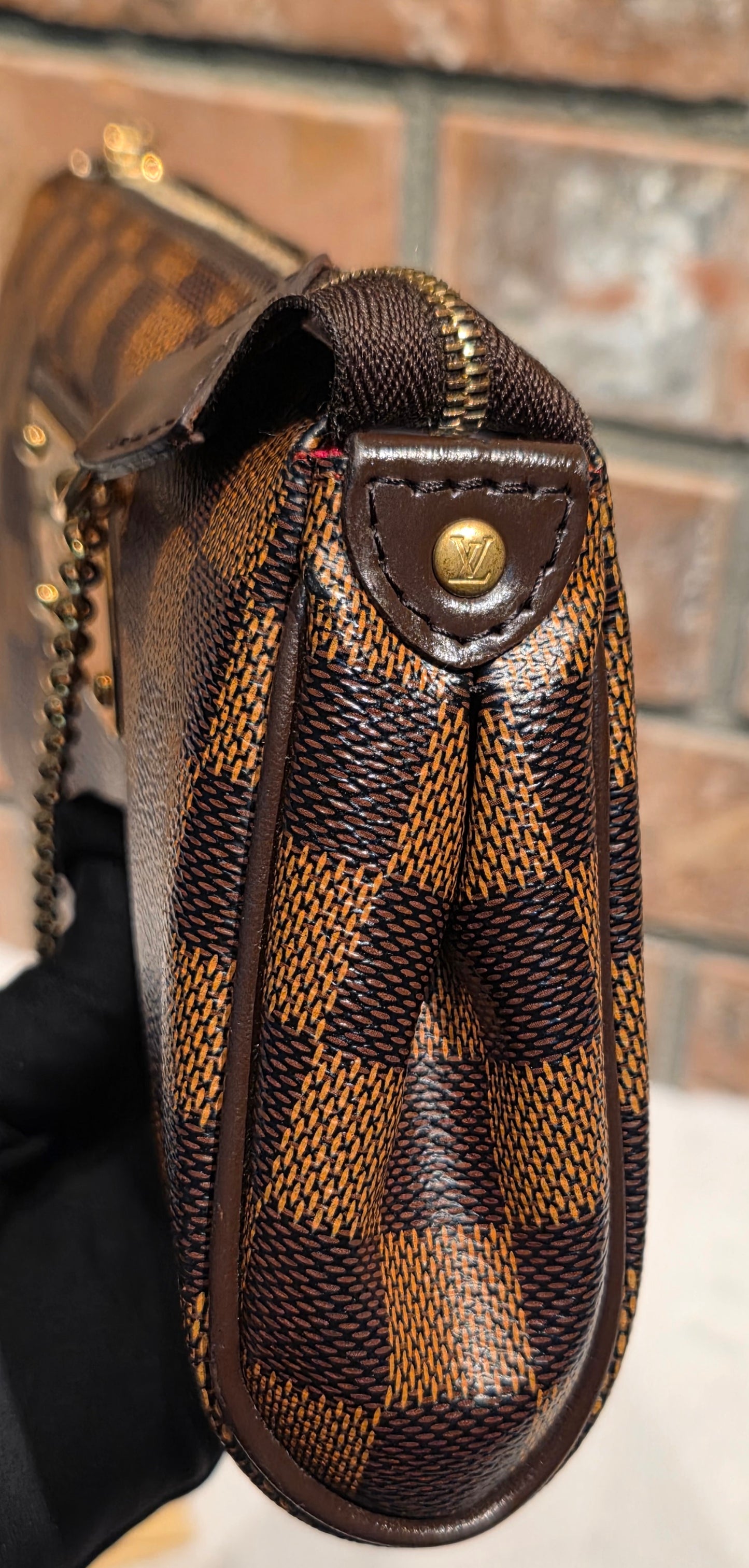 Authentic Louis Vuitton Eva Damier Ebene Crossbody