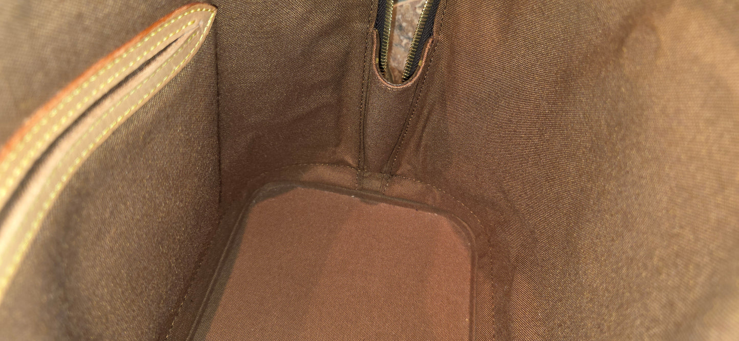 Authentic Louis Vuitton Alma PM Monogram (With Strap)