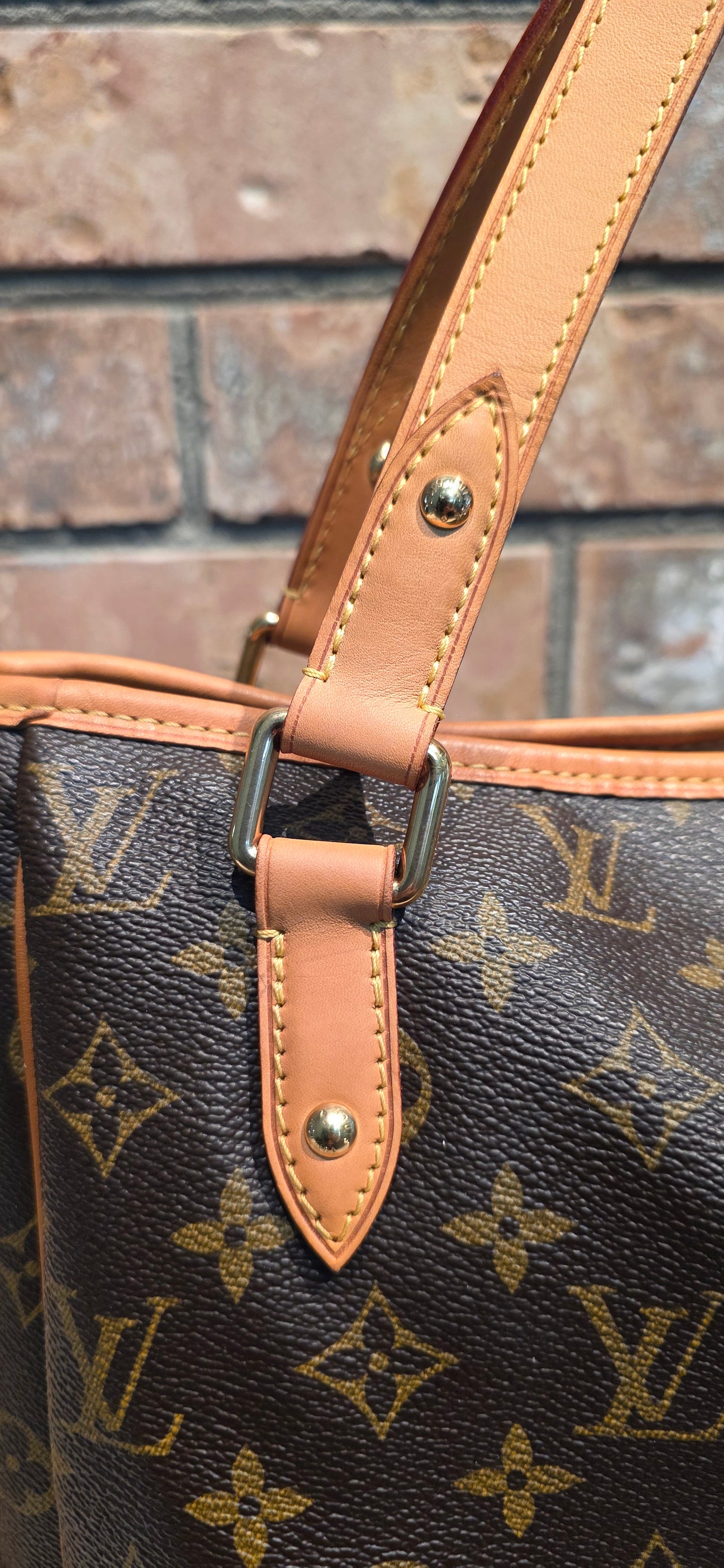 Authentic Louis Vuitton Estrela MM