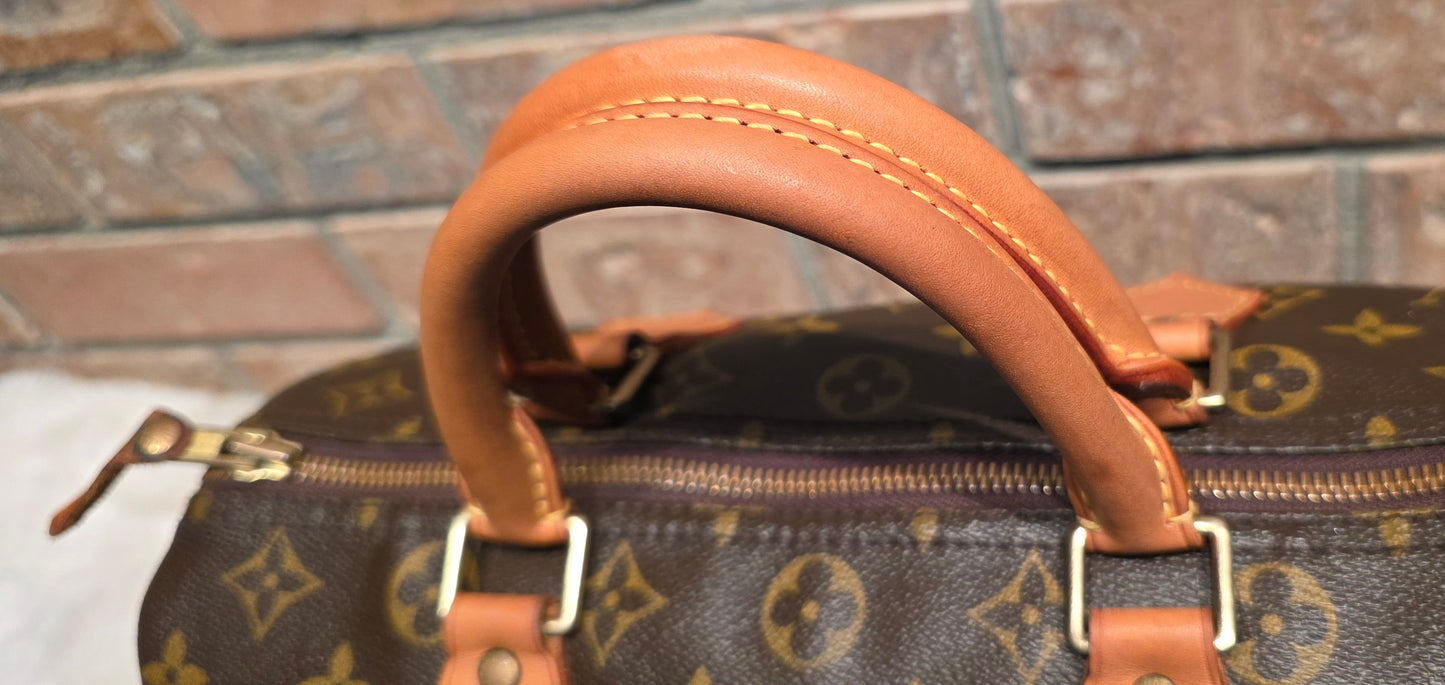 Authentic Louis Vuitton Speedy 30 Monogram