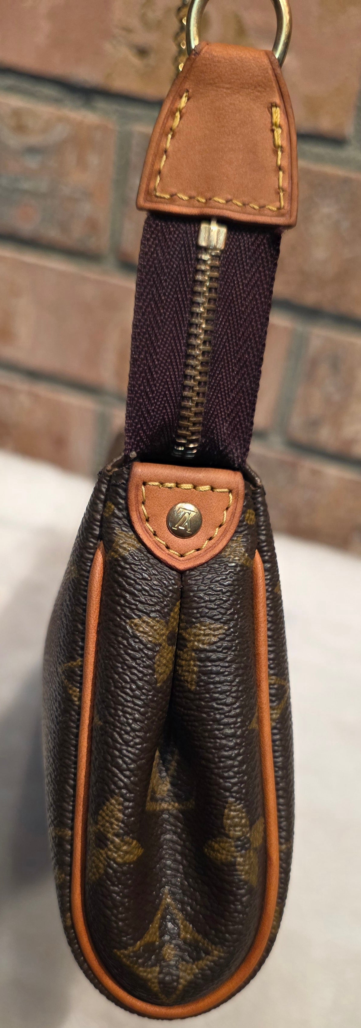 Authentic Louis Vuitton Eva Monogram