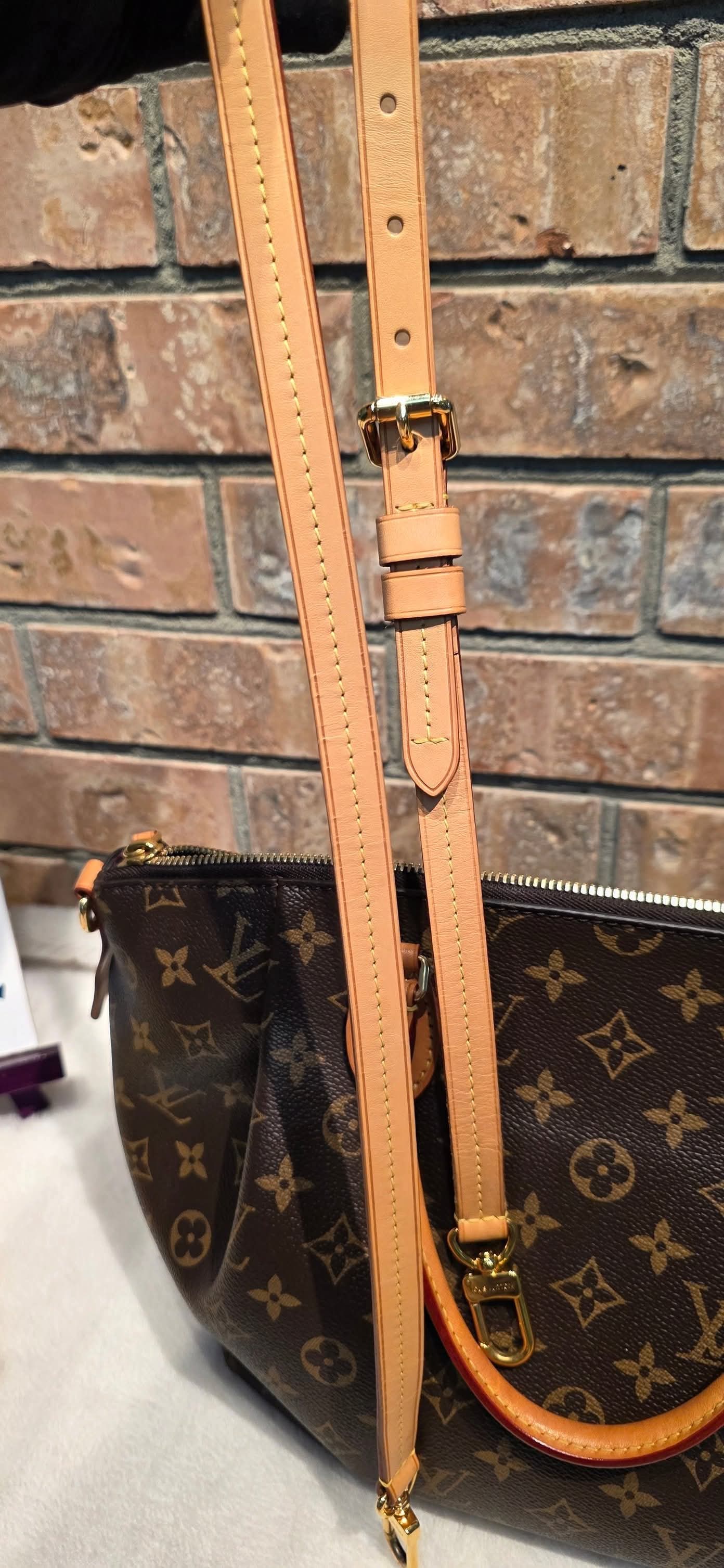 Authentic Louis Vuitton Turenne MM