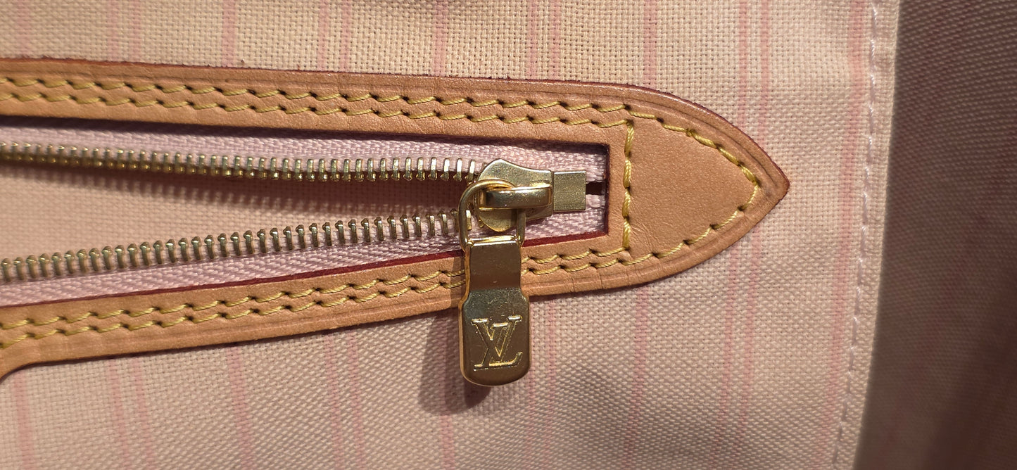 Authentic Louis Vuitton Neverfull MM Damier Azur (Bag Only)