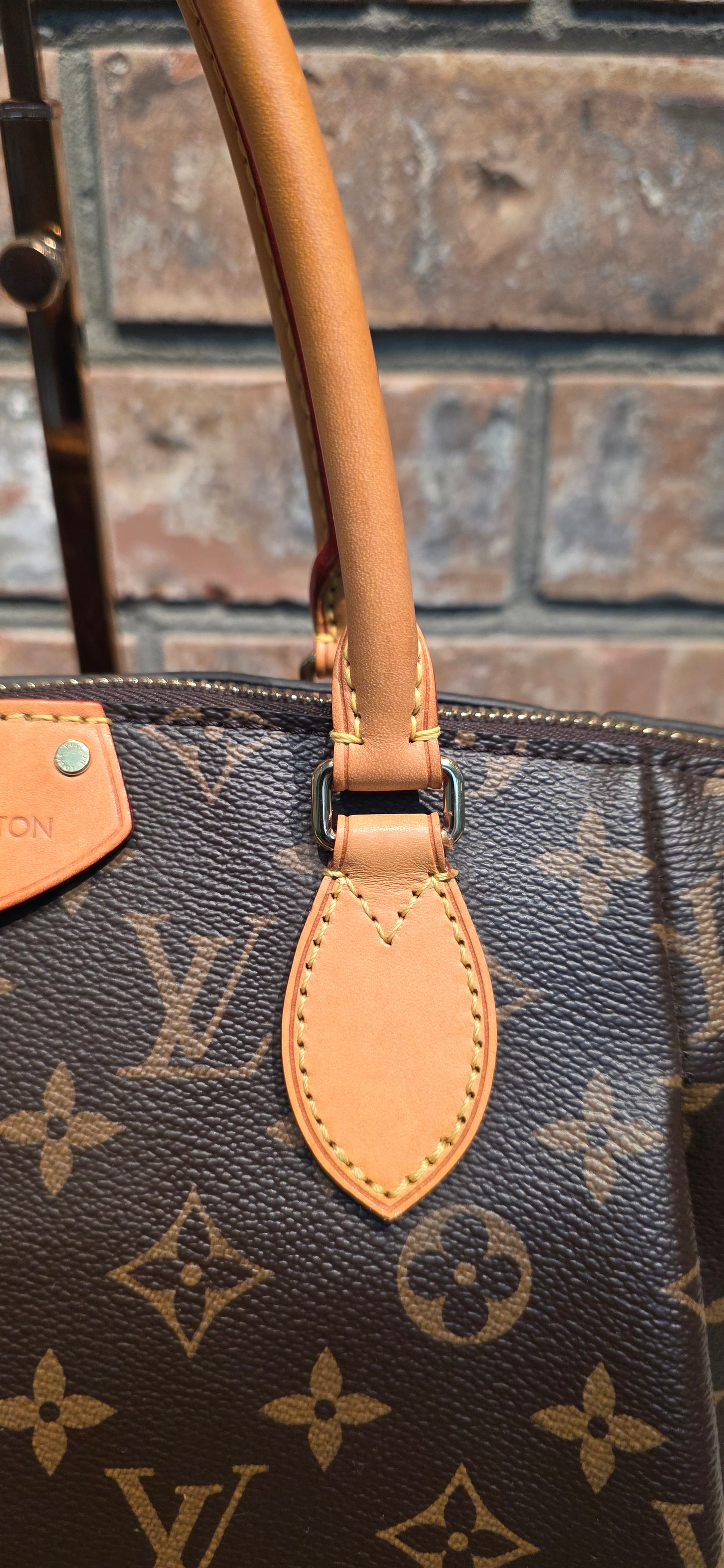 Authentic Louis Vuitton Turenne MM