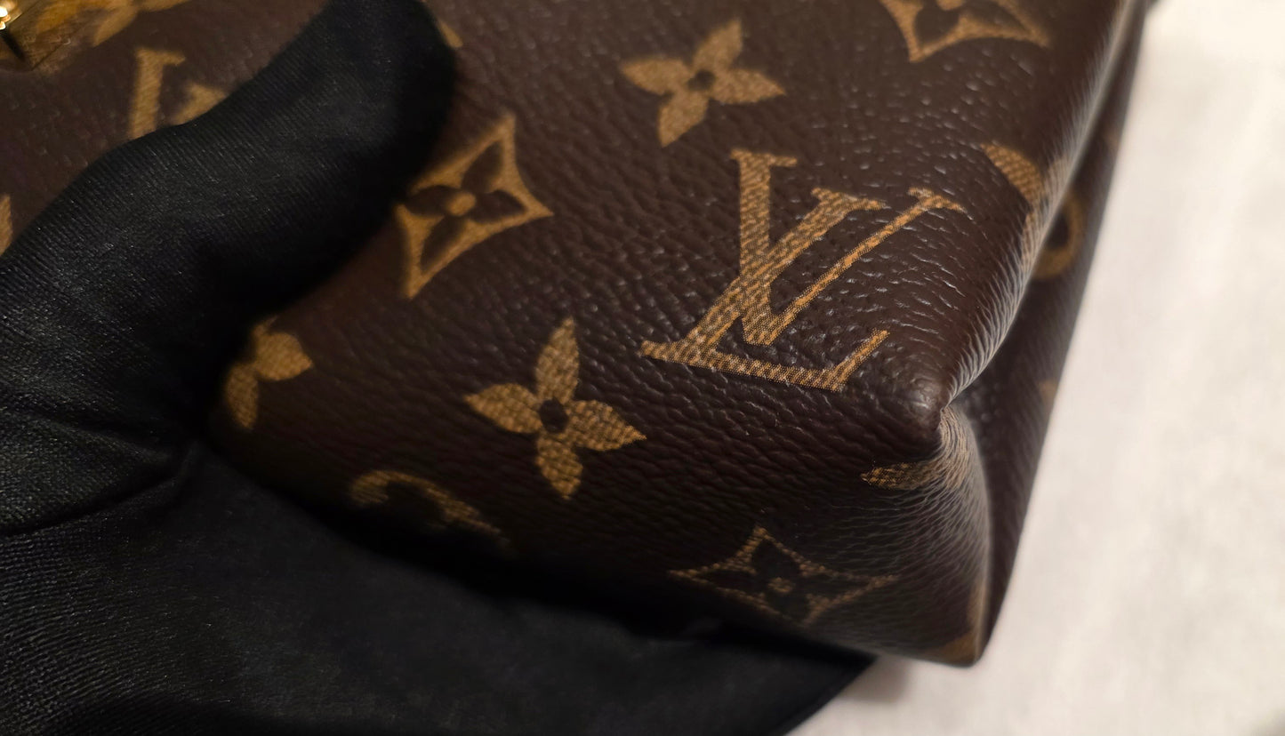 Authentic Louis Vuitton Pallas Chain in Aurore