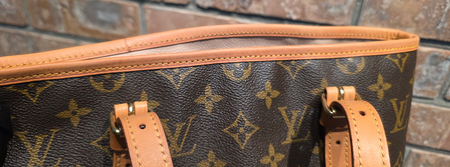 Authentic Louis Vuitton Bucket GM with Pouch