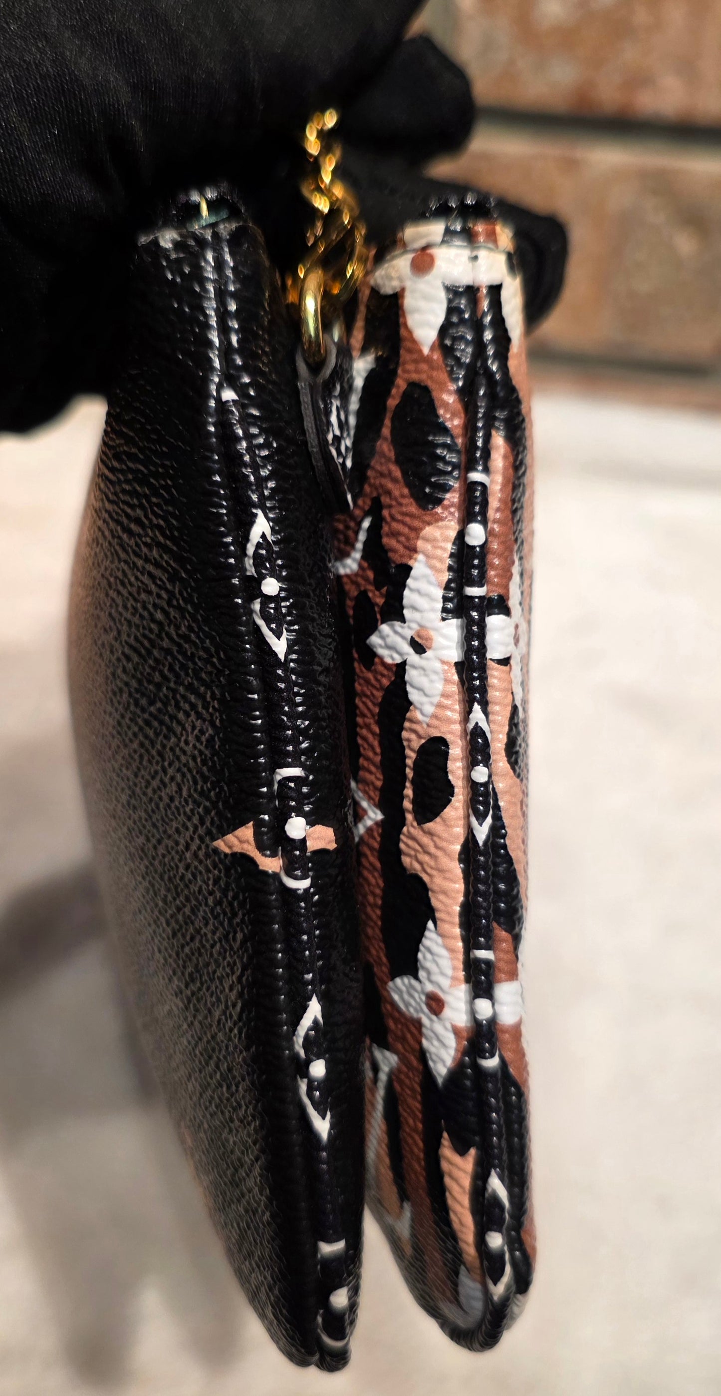 Authentic Louis Vuitton Double Zip Pochette Limited Jungle Edition