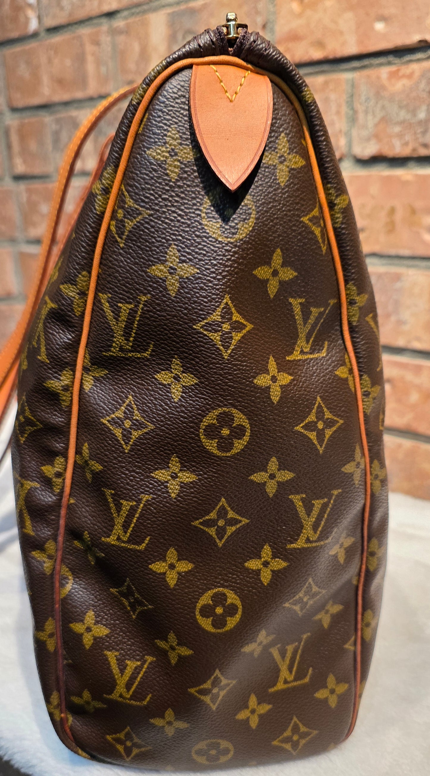 Authentic Louis Vuitton Sac Flanerie 45