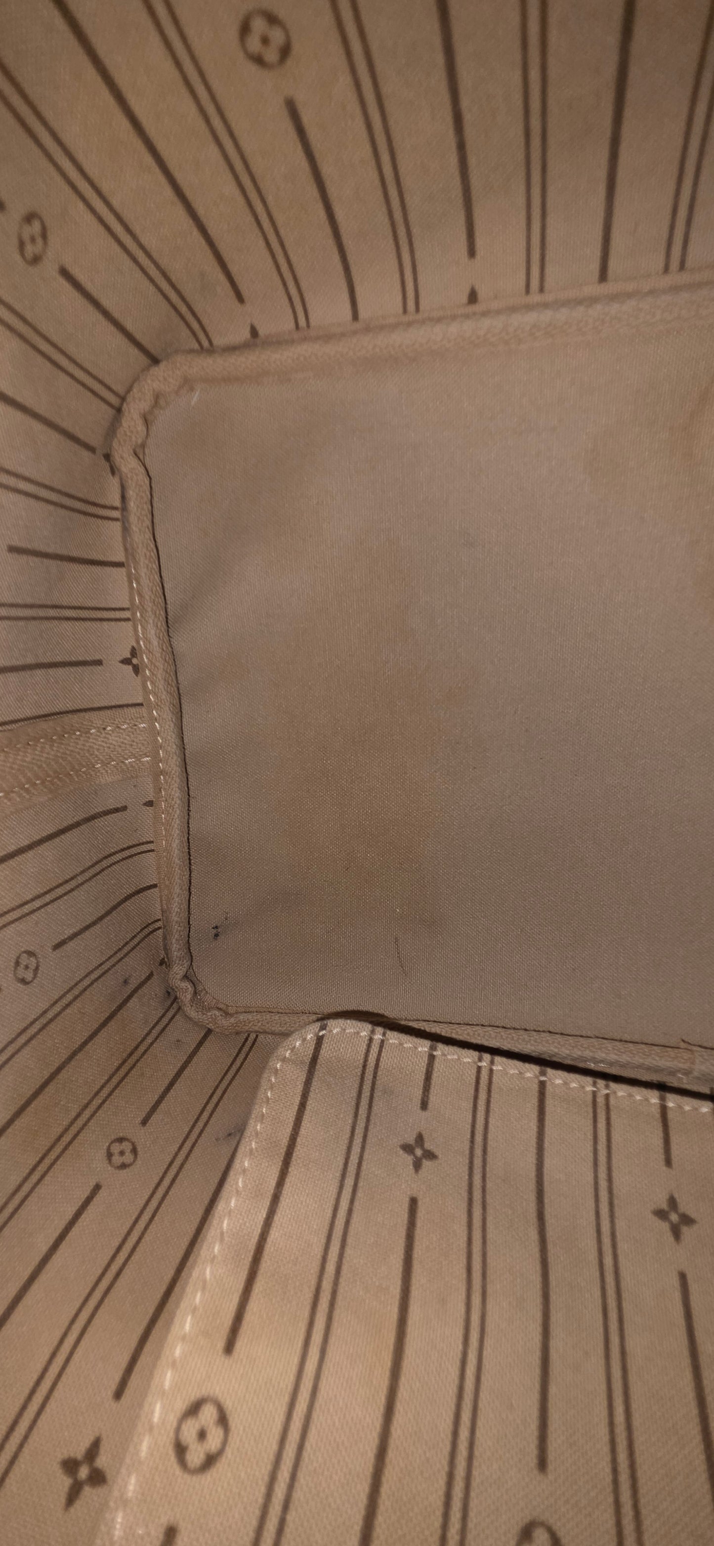 Authentic Louis Vuitton Neverfull GM Monogram
