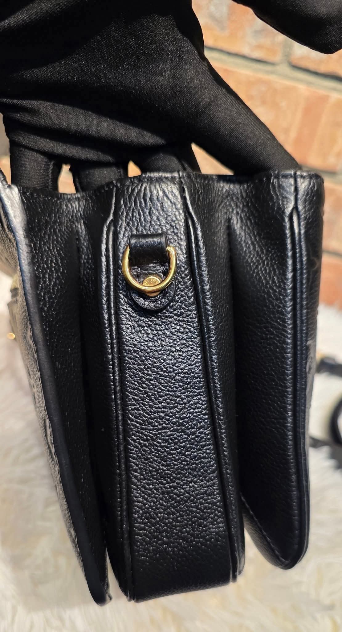 Authentic Pochette Metis Empreinte Noir
