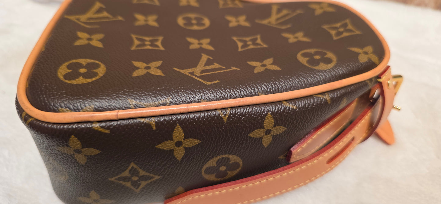 Authentic Louis Vuitton Couer Game On Heart Bag