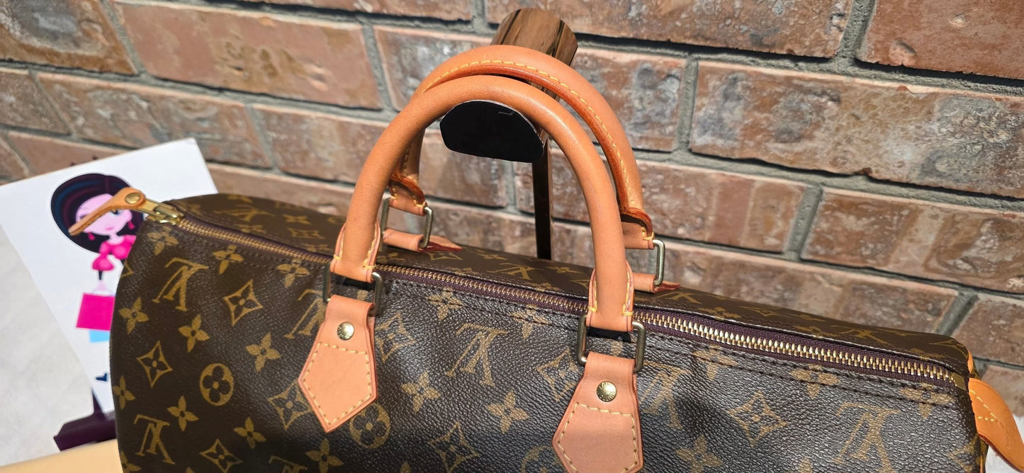 Authentic Louis Vuitton Speedy 40 Monogram