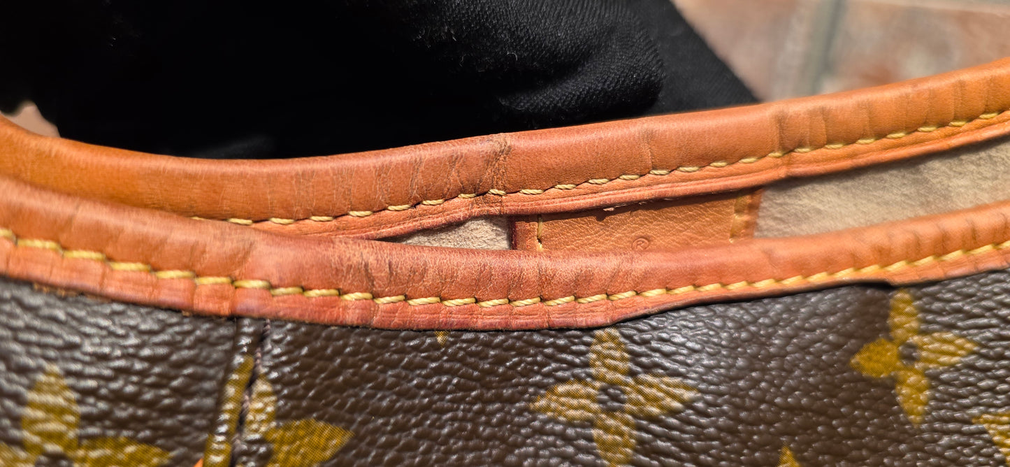 Authentic Louis Vuitton Galliera PM