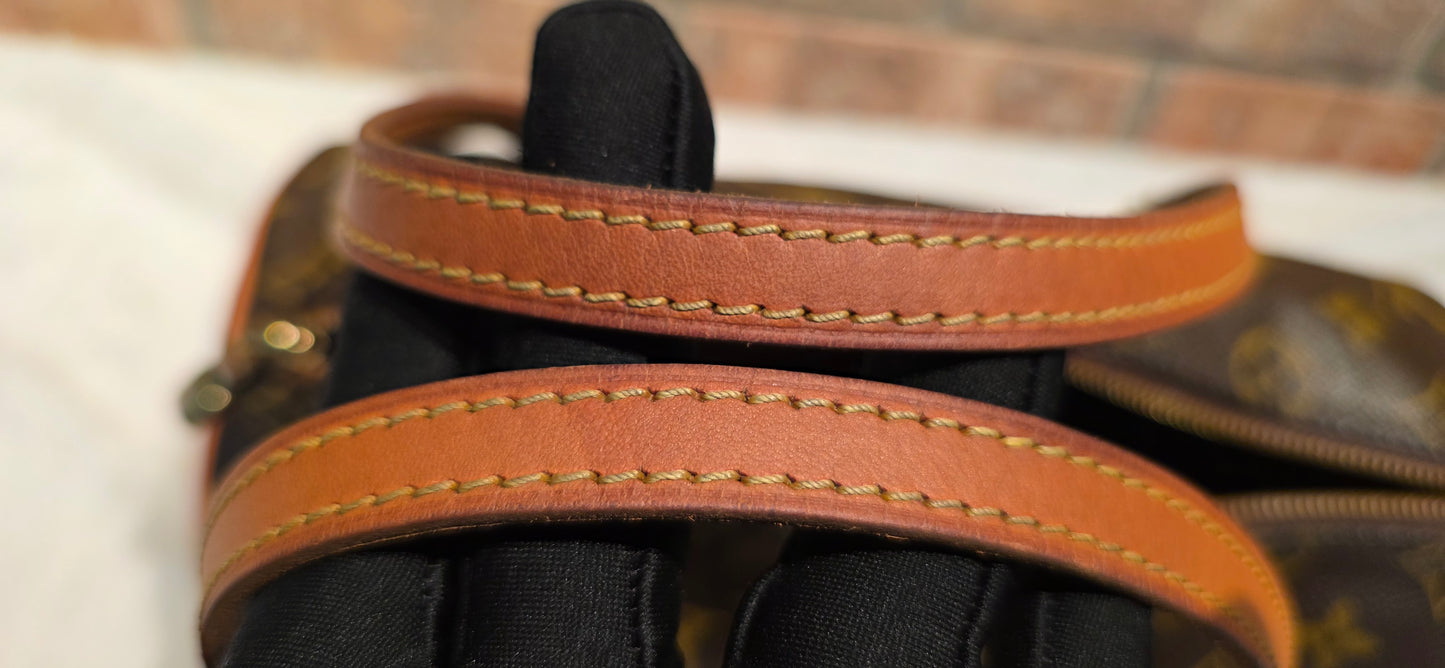 Authentic Louis Vuitton Papillon 27