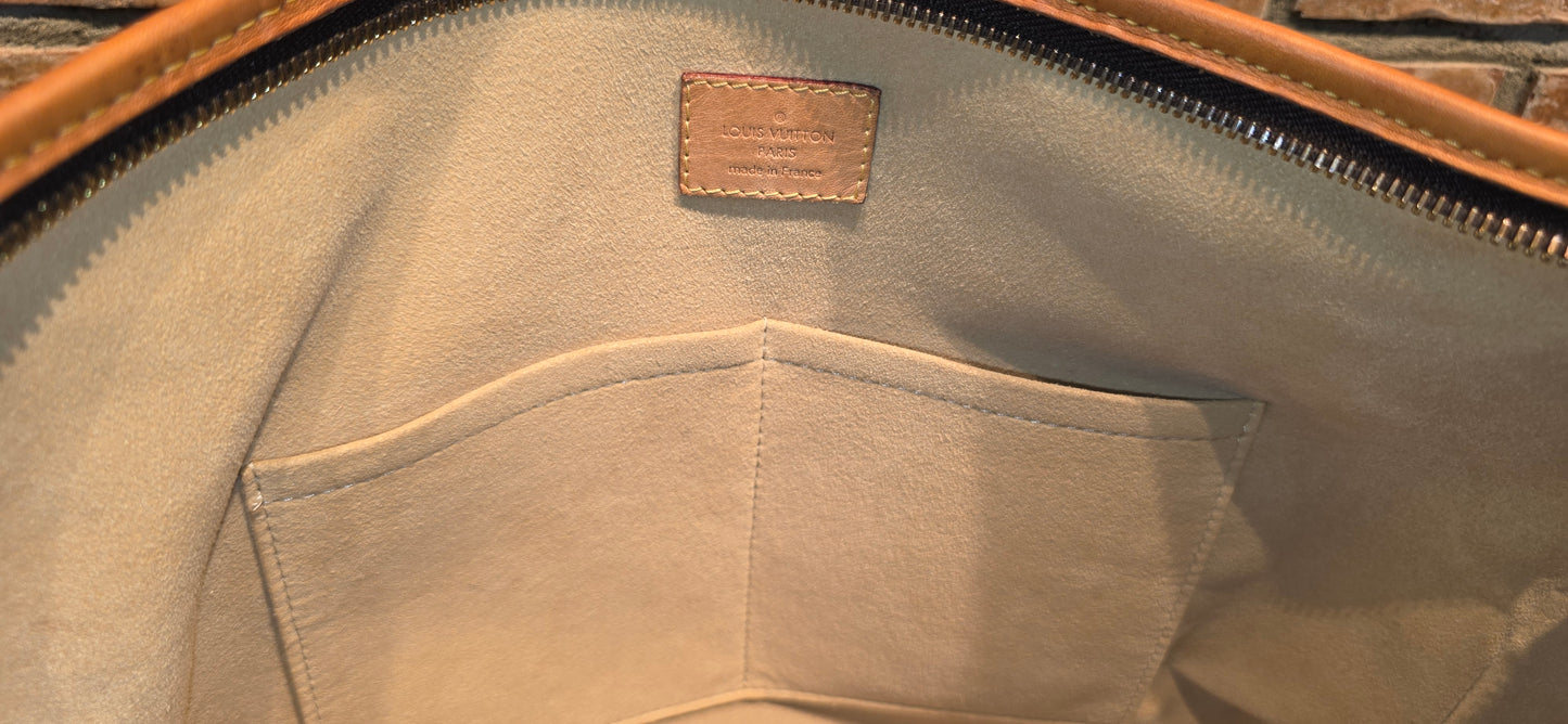 Authentic Louis Vuitton Estrella MM