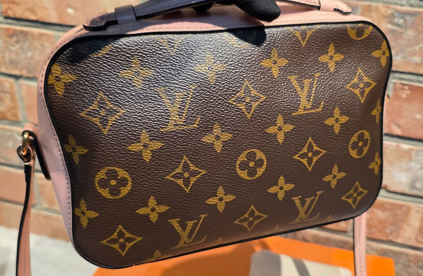 Authentic Louis Vuitton Saintonge Rose Poudre