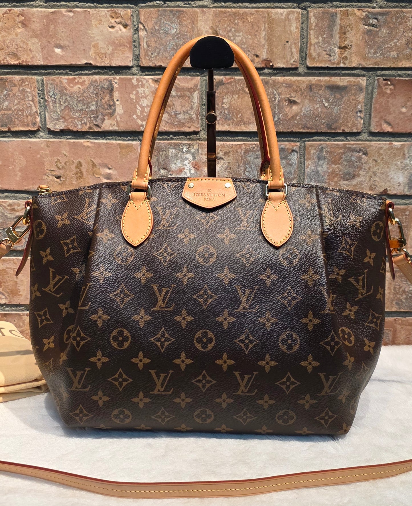 Authentic Louis Vuitton Turenne MM