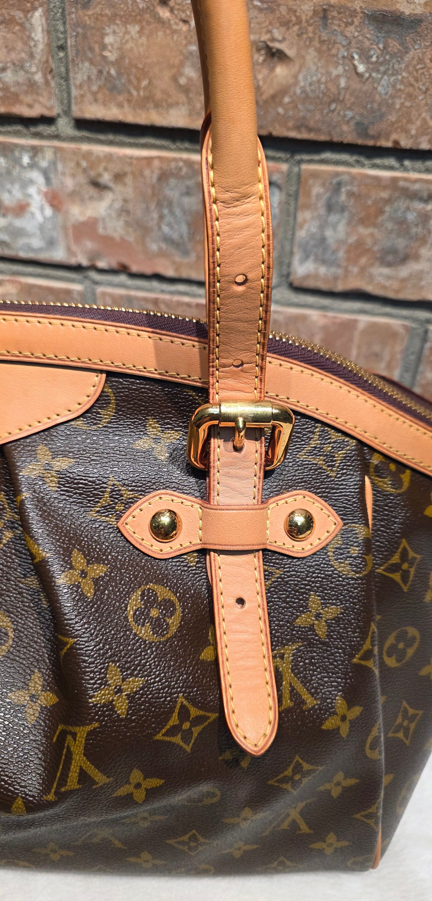 Authentic Louis Vuitton Tivoli GM