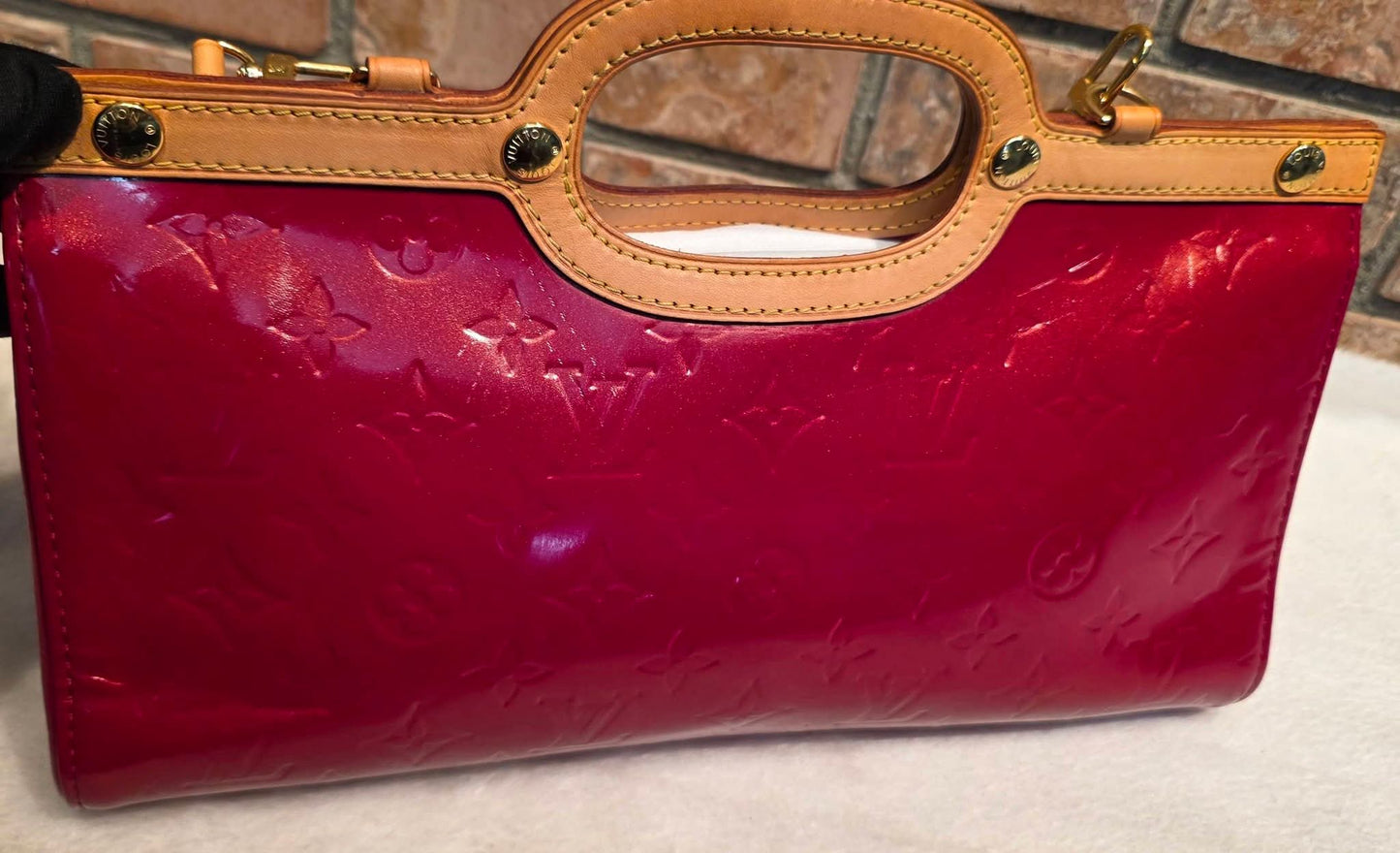 Authentic Louis Vuitton Roxbury Drive