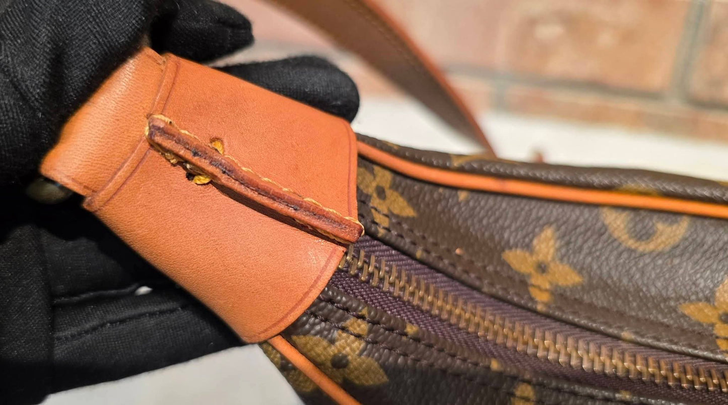 Authentic Louis Vuitton Boulogne 30