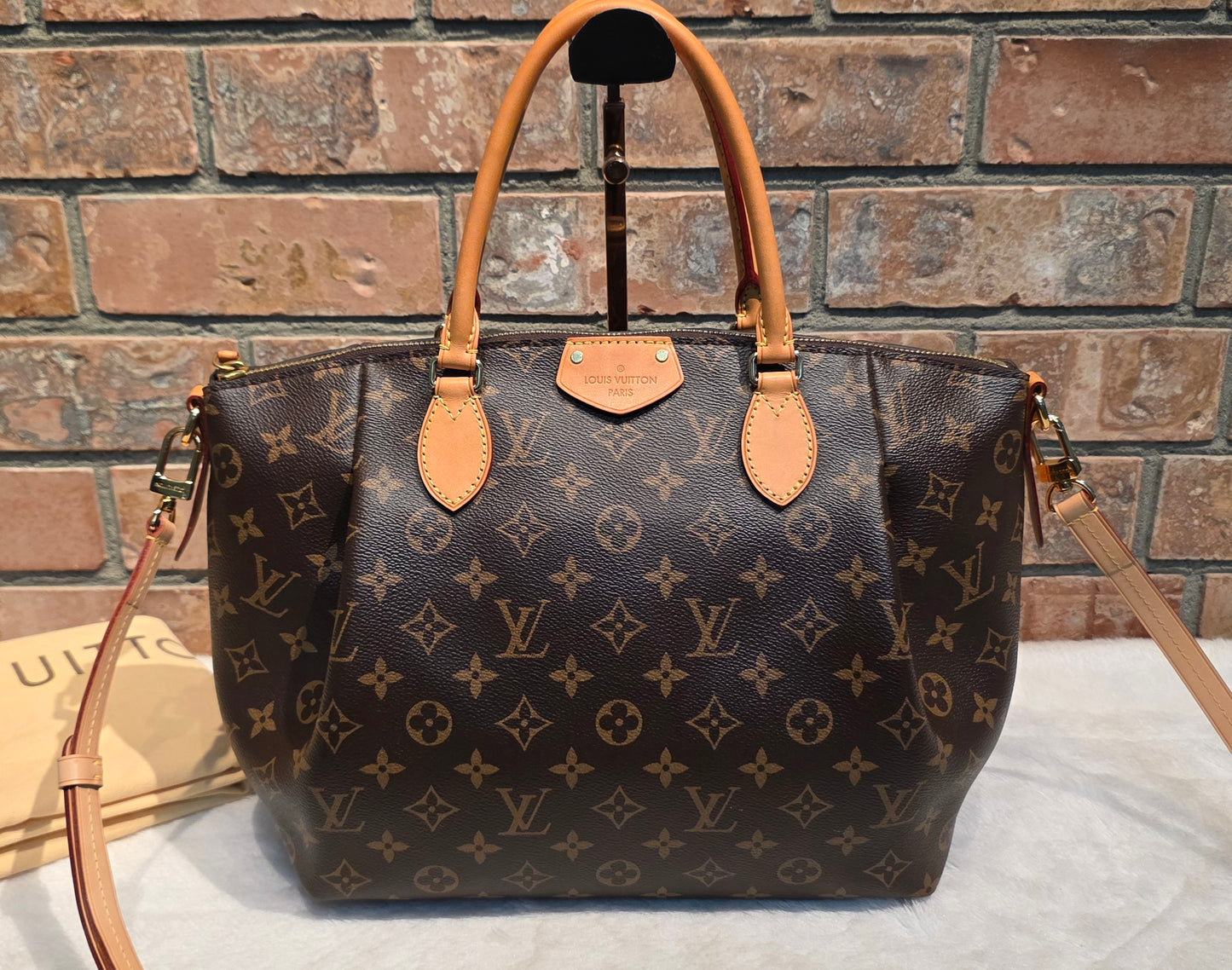 Authentic Louis Vuitton Turenne MM